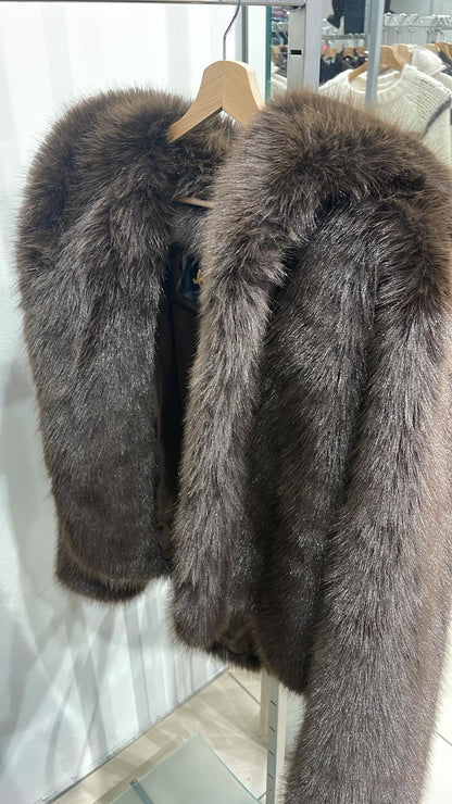 Fur coat kort